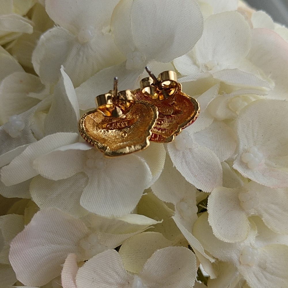 Vintage Avon Crown Post Earrings Royal Red Enamel Rhinestone Goldtone Diva Style - Picture 4 of 8